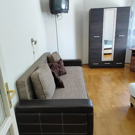 Apartament Hoforras Vip