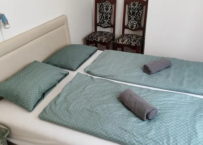 Hoforras Vip Apartment *