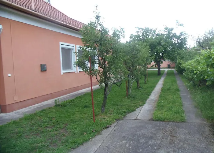 Hoforras Vip Apartmán *